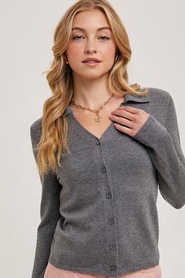 BUTTON DOWN SOLID KNIT TOP