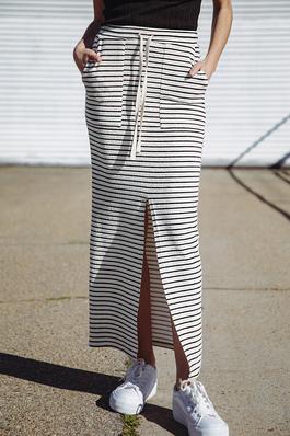 STRIPED KNIT MAXI SKIRT WITH POCKETS AND SLIT