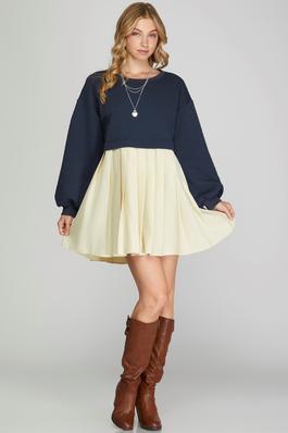 SLEEVE QUILTED KNIT PLEATED DRESS