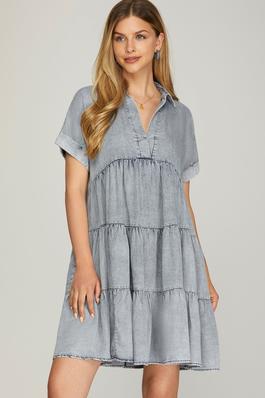 COLLARED SHORT FOLDED SLEEVE WOVEN WASHED CHAMBRAY TIERED DRESS