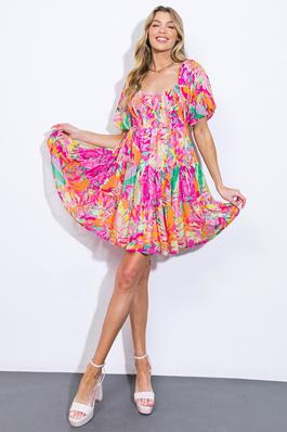 PRINTED WOVEN SHORT PUFF SLEEVE TIERED DRESS