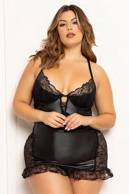 Plus Size Stretch satin and lace chemise set