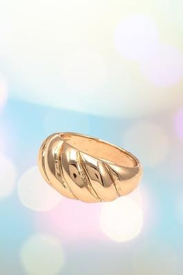 TWIST DETAIL ACCENT RING
