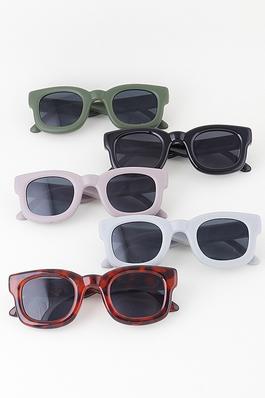 Bulky Classic Box Sunglasses