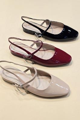 SLINGBACK LOW HEELED FLATS, FRONT STRAP CLOSURE