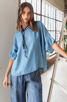 WASHED CHAMBRAY RUFFLE SLEEVE RELAXED FIT TOP