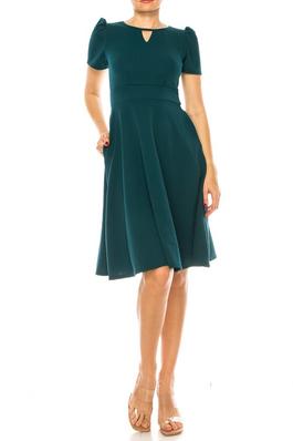 A-line dress with puff sleeves, keyhole front