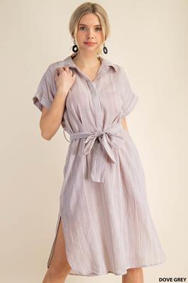 TUCKING MID SHIRT DRESS WITH SIDE POCKETS AND TURN UP SLEEVE
