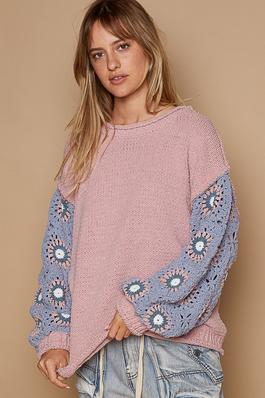 Contrast square pattern sleeves pullover sweater