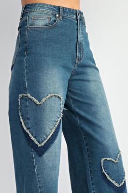 HEART PATCH WASHED STRETCH DENIM PANTS
