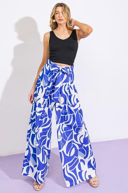 A printed woven pant