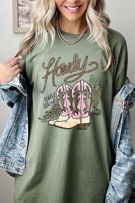 Howdy Cowgirl Boots Graphic Heavyweight T Shirts