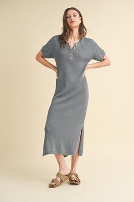 SWEATER MAXI DRESS WITH BUTTON DETAIL