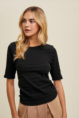 TEXTURED SIDE RUCHED DETAIL KNIT TOP