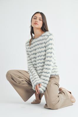 FAUX FEATHER STRIPED SWEATER