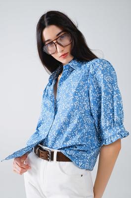 BLUE BLOUSE WITH FLORAL DESIGN AND SHORT SLEEVES