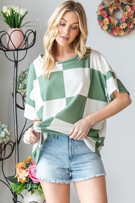 CHECKERED BAND SHORT SLEEVE TOP PLUS
