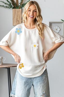 CROCHET FLORAL PATCH OVERSIZED TOP