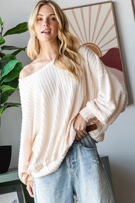 SOLID CABLE KNIT OVERSIZED SWEATSHIRT 