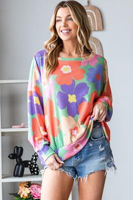 SPRING FLORAL OVERSIZED PULLOVER IN PLUS SIZE
