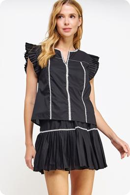 Contrast Embroidered Sleeveless Pleated Top