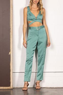 SOLID WAIST FLARE CROP TOP AND PANTS SET
