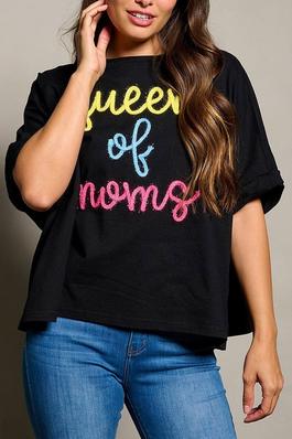 QUEEN OF MOMS GRAPHIC TUNIC BLOUSE TOP