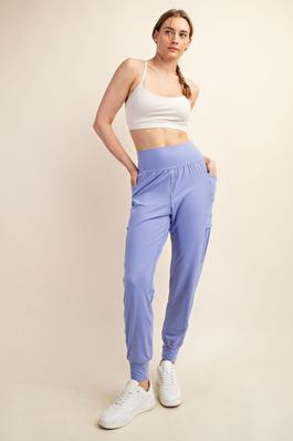BUTTER JOGGER WITH SIDE POCKETS