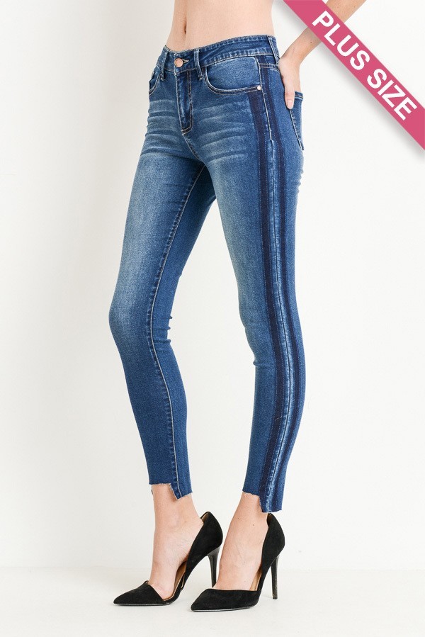 C'est Toi > Jeans > #CTB8424 − LAShowroom.com