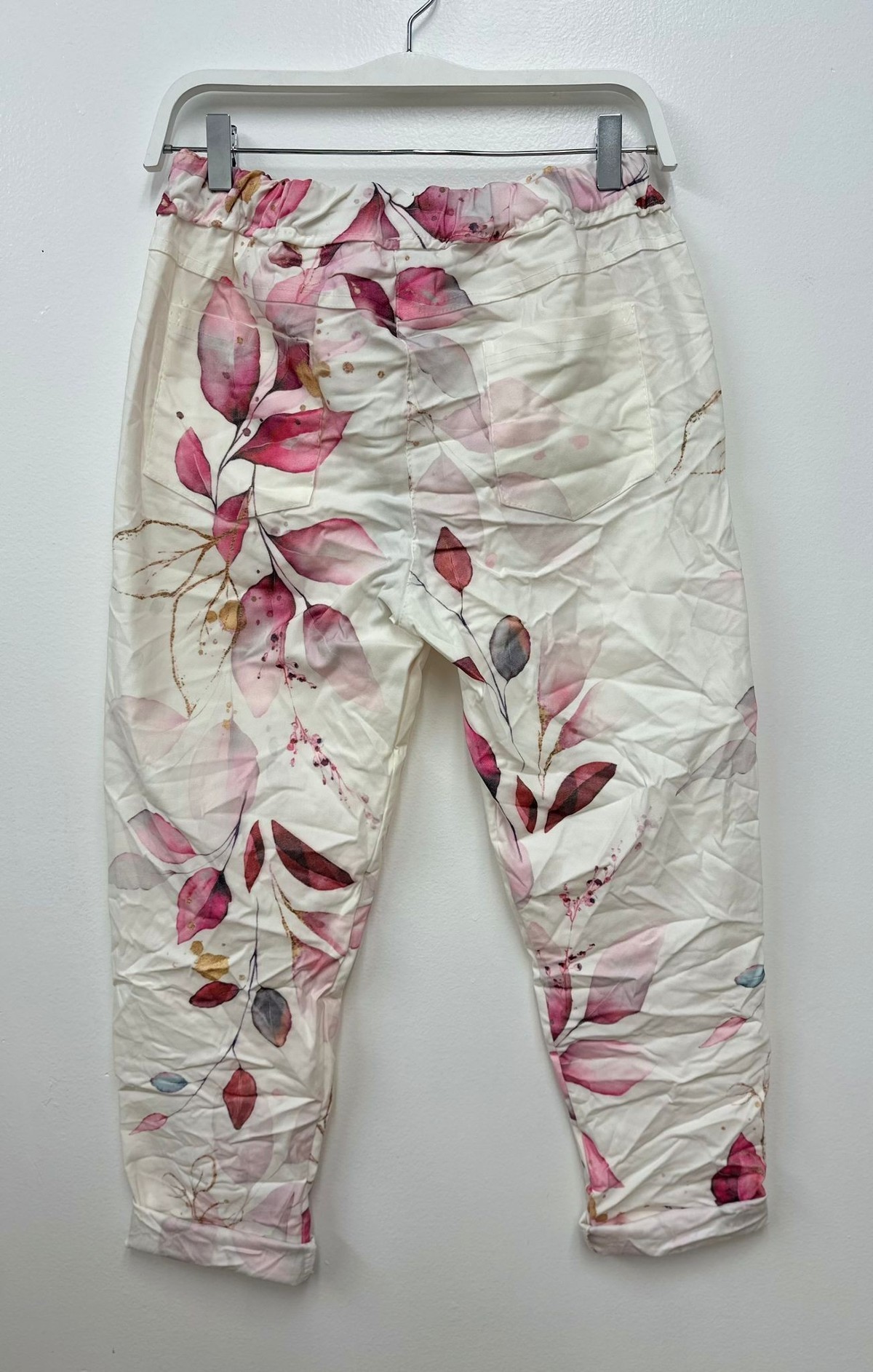 Venti6 > Pants > #62417-FLORAL-WHITE/FUCHSI − LAShowroom.com