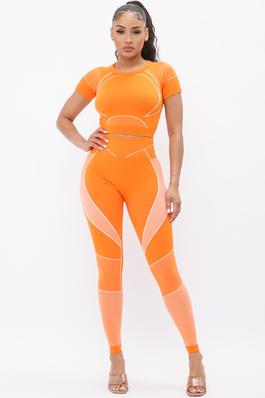 SHORT SLEEVE TOP AND LEGGING ACTIVE SET