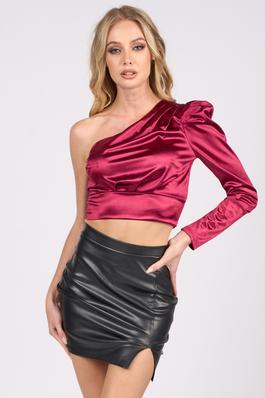 LUXE SATIN POWER ONE-SHOULDER CROPPED TOP