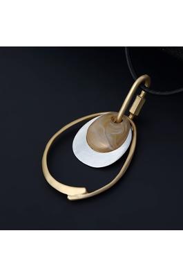 Oval Pendant Leather Necklace N4649