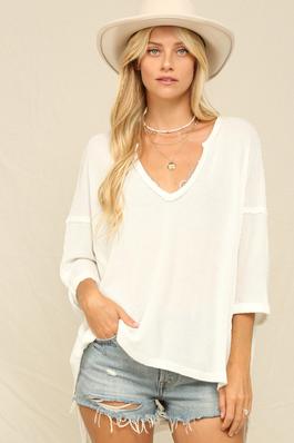 THERMAL V-NECKLINE EXPOSED SEAMING TOP