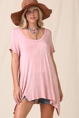 LOOSE FIT CASUAL TOP.