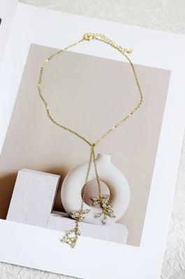 Delicate Gold Floral Lariat Necklace