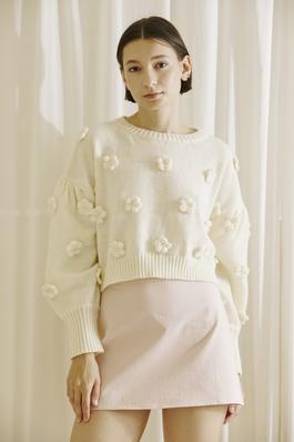 3D DAISY KNIT PULLOVER SWEATER 