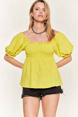 SHORT SLEEVE CROPPED TOP WITH SMOCKING DETAIL