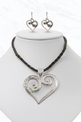 Heart Shaped Necklace & Earring Set