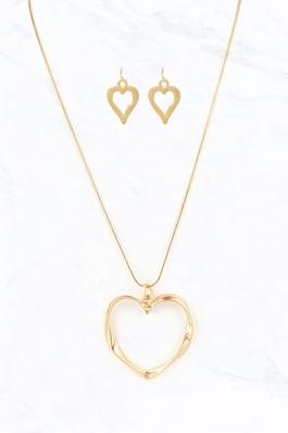 Heart Pendant Necklace & Earrings