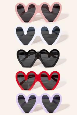 Lovely Heart Frame Sunglasses Set