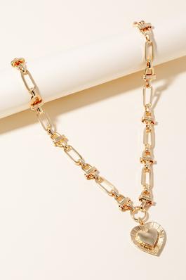 Metallic Heart Pendant Intricate Chain Necklace