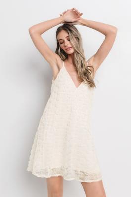 FLORAL TEXTURED LACE COCKTAIL DRESS