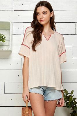 PLUS SIZE V NECK CONTRAST OUT STITCHING TOP