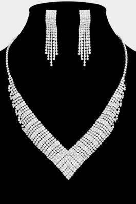 Rhinestone Paved V Shaped Collar Necklace