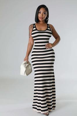 Cute summer striped tube maxi dress