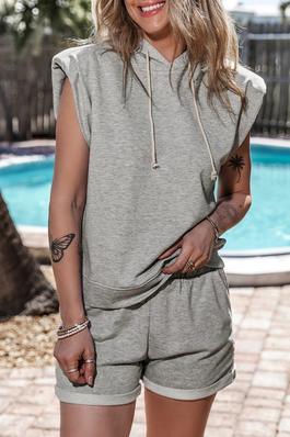  HOODIE AND SHORTS SET