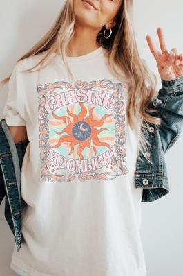 Chasing Sunshine Comfort Color Graphic Tee