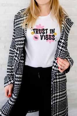 Trust in the Vibes Graphic Tee