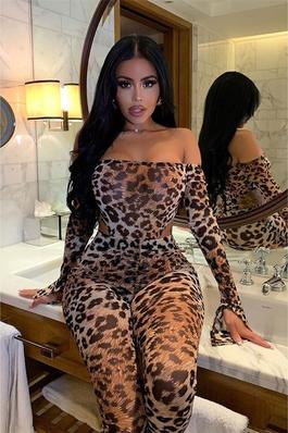 off shoulder leopard print bodysuit 2pcs pant set